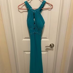 Size 2P Women’s Long Dress
